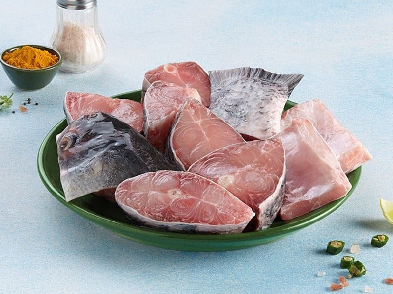 Deshi Katol Fish Curry Cut With Head Pieces (Size: 1.5kg)
