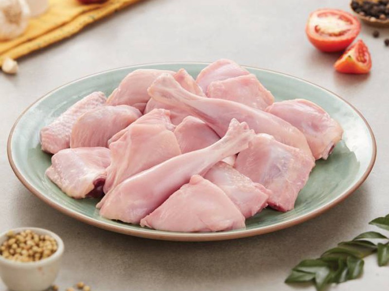 Deshi Chicken (Skinless Curry Cut)
