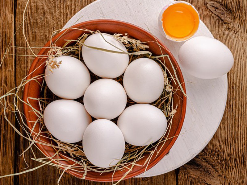 Deshi Chicken Eggs 12Pcs Pack